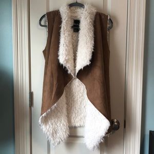 Suede faux fur vest